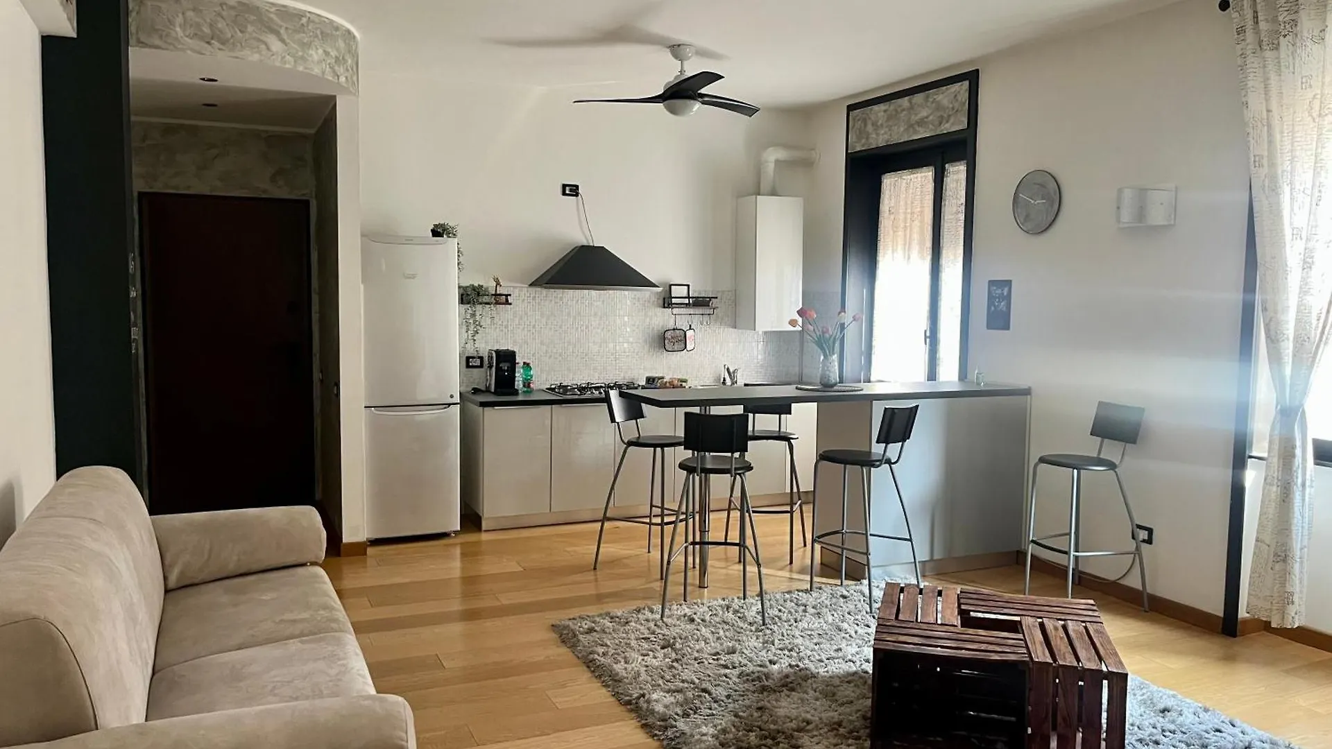 Appartamento Dante Seregno Apartment